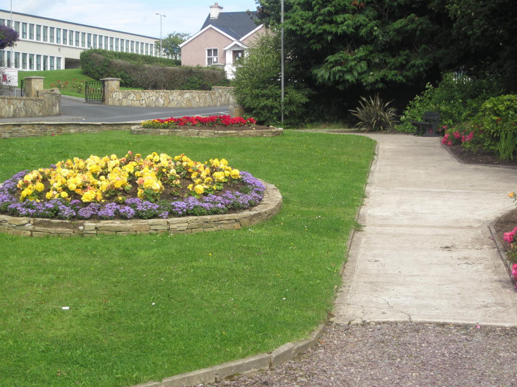 Marguerite'S B&B Glenties Exterior photo