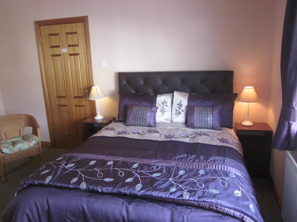 Marguerite'S B&B Glenties Exterior photo