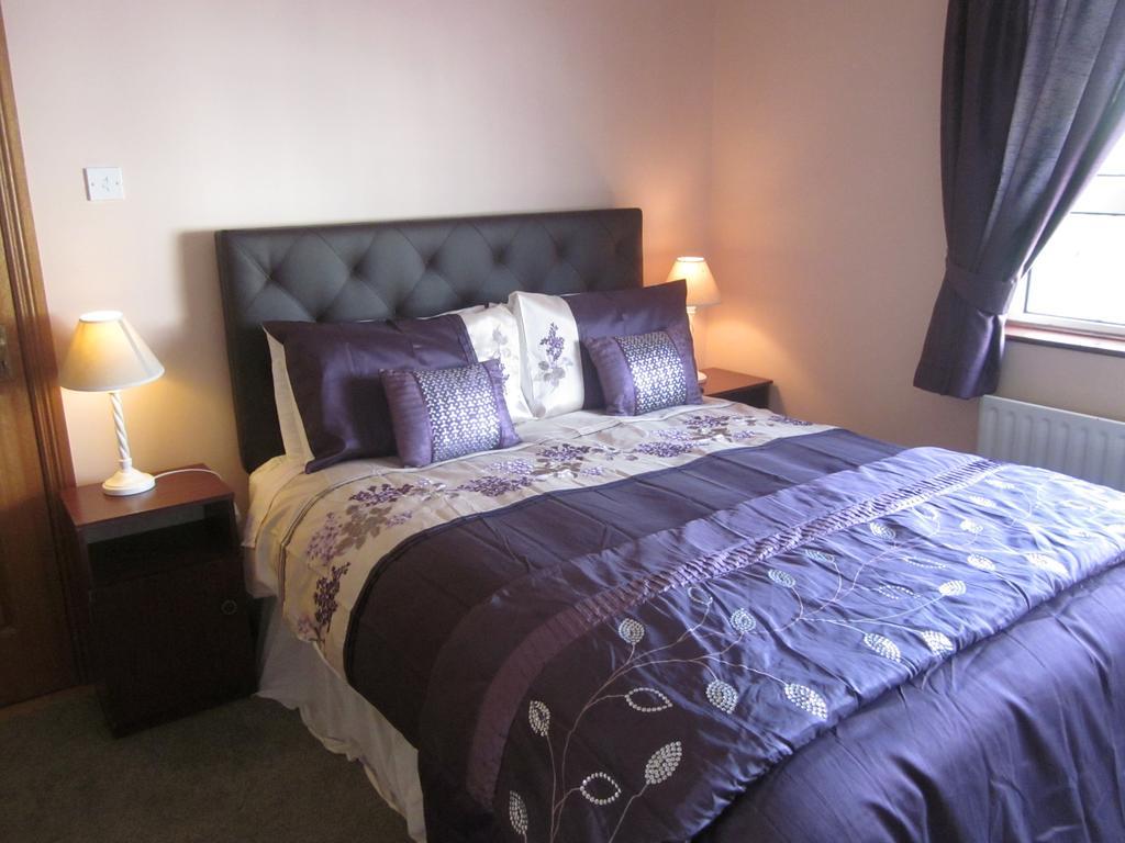 Marguerite'S B&B Glenties Exterior photo